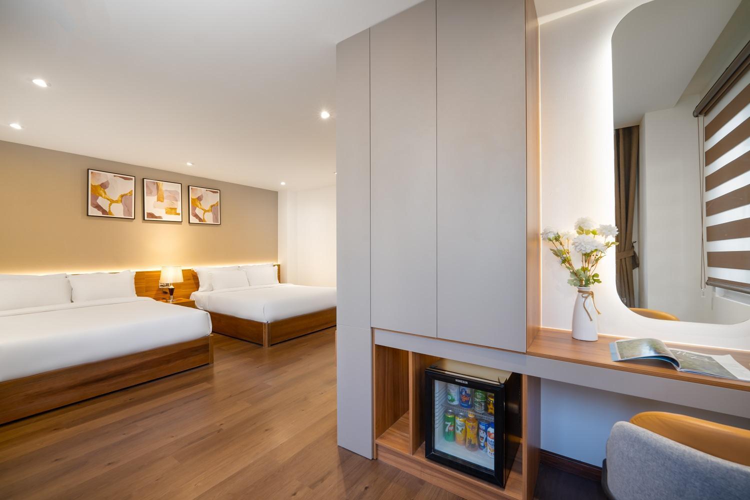 Duong Gia Hotel Dn By - Bay Luxury Da Nang Exterior photo